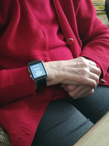 Notre aide pour la perte de mémoire immédiate sous le format d'une montre porté au poignet - Image 3